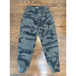 Aritzia TNA Army/Camo Pants